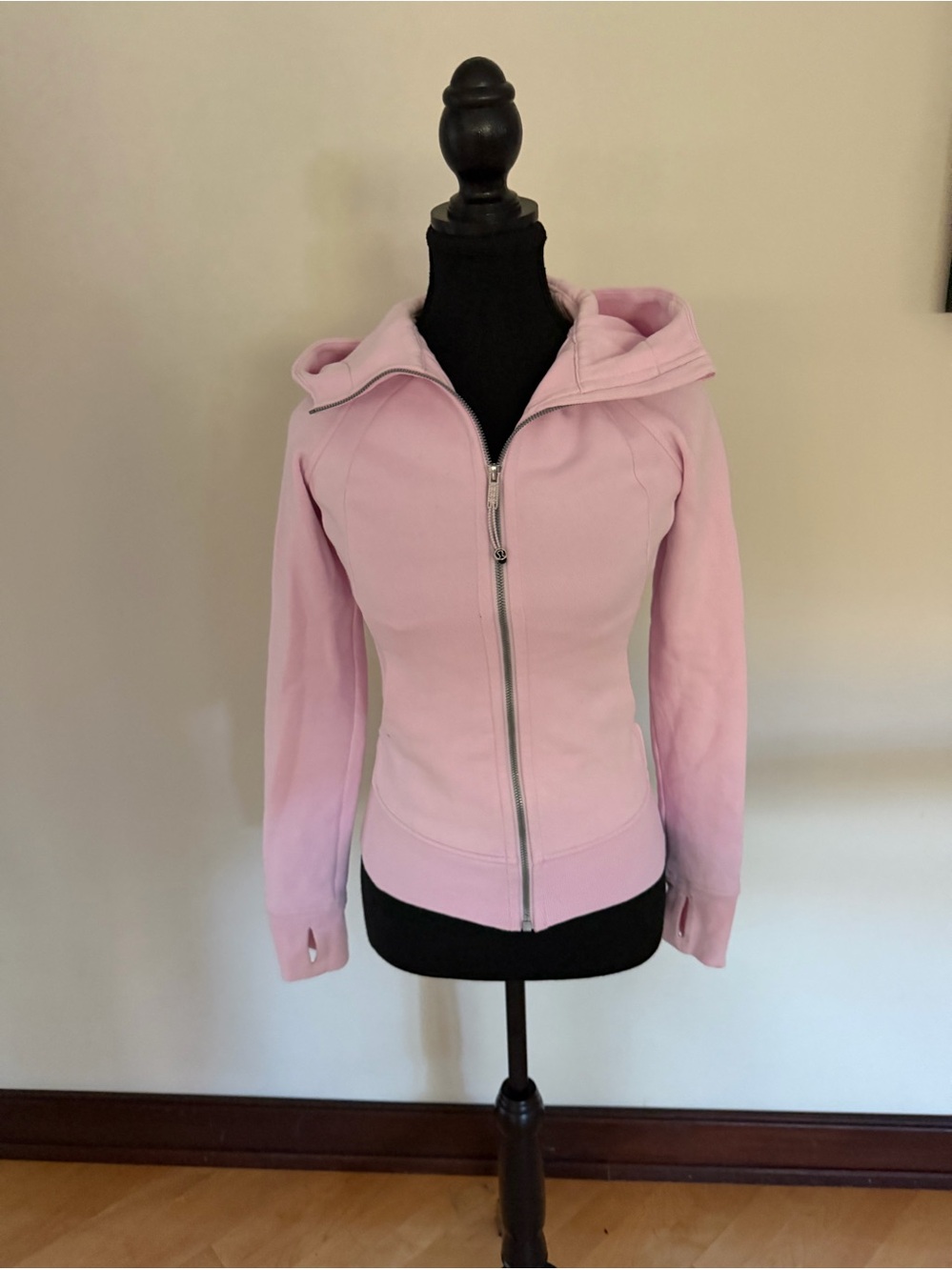 Lululemon Pink Scuba Hoodie – Size 0